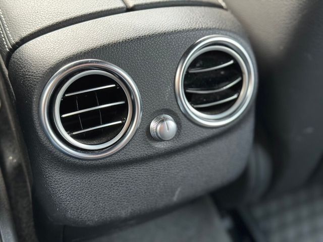 M-BENZ賓士 C250  第9張相片