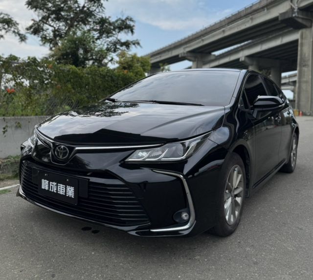 TOYOTA豐田 ALTIS  第1張相片