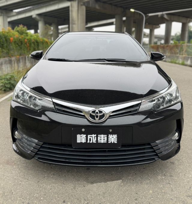 TOYOTA豐田 ALTIS  第2張相片