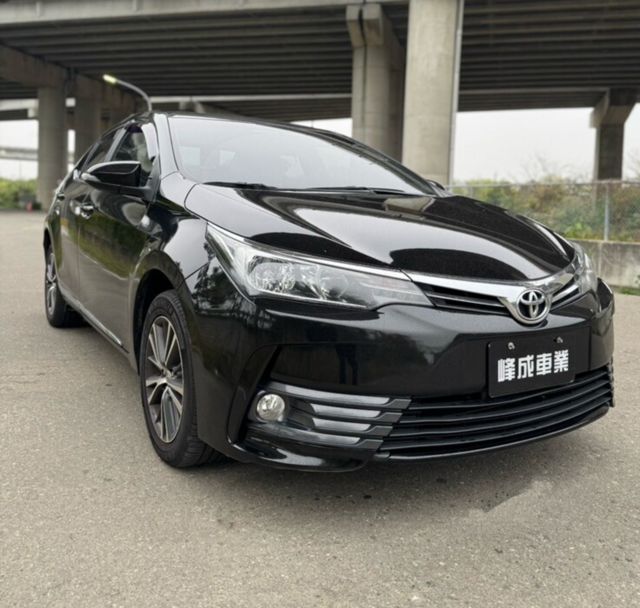 TOYOTA豐田 ALTIS  第3張相片