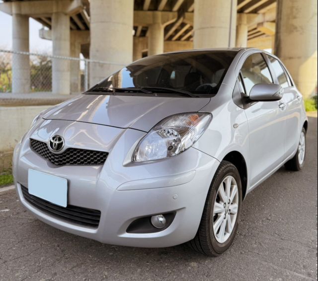 TOYOTA豐田 YARIS  第1張相片