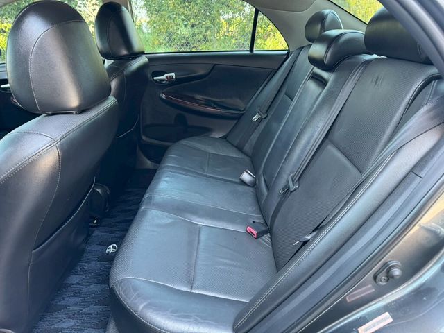 TOYOTA豐田 ALTIS  第7張相片