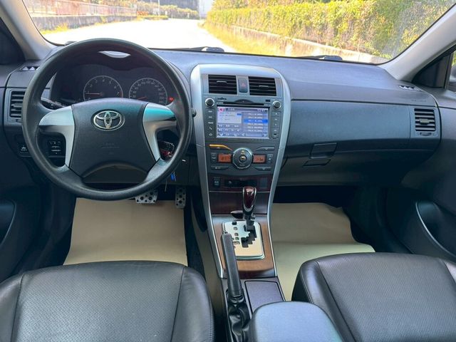 TOYOTA豐田 ALTIS  第9張相片
