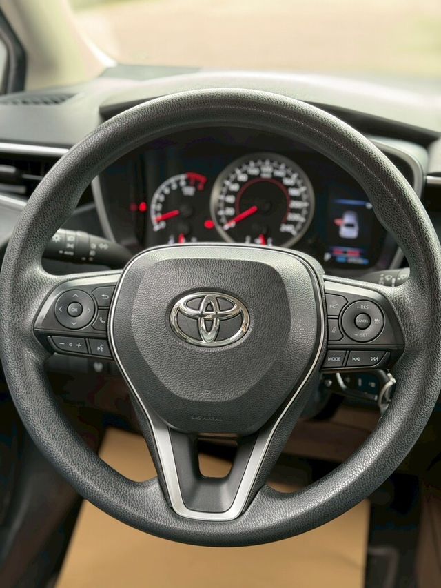 TOYOTA豐田 ALTIS  第9張相片
