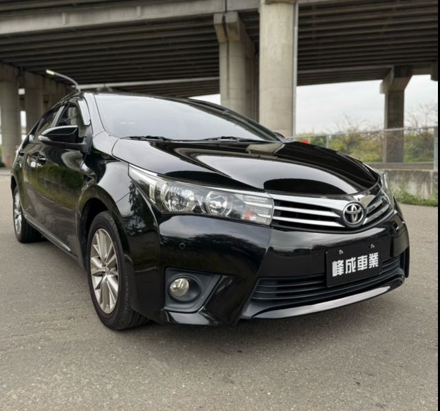 TOYOTA豐田 ALTIS  第3張相片