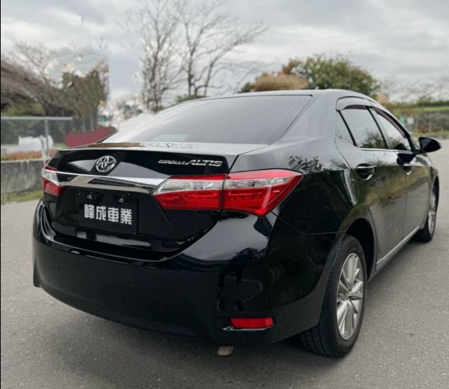 TOYOTA豐田 ALTIS  第4張相片
