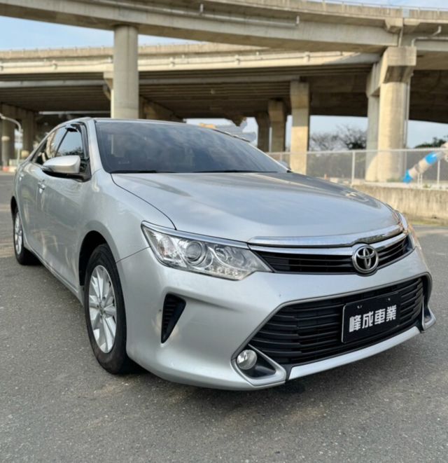 TOYOTA豐田 CAMRY  第2張相片