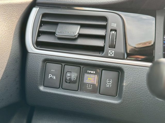 TOYOTA豐田 CAMRY  第18張相片