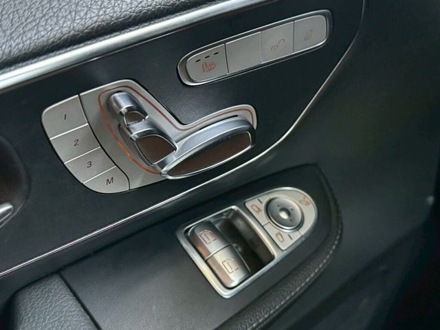 M-BENZ賓士 V250 D  第8張相片