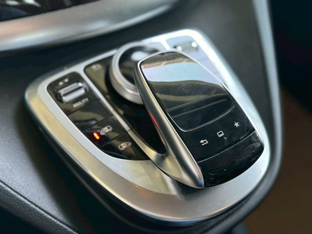 M-BENZ賓士 V250 D  第9張相片