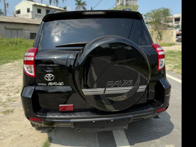 TOYOTA豐田 RAV4  第4張相片
