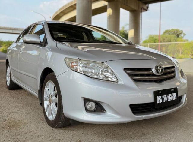 TOYOTA豐田 ALTIS  第2張相片