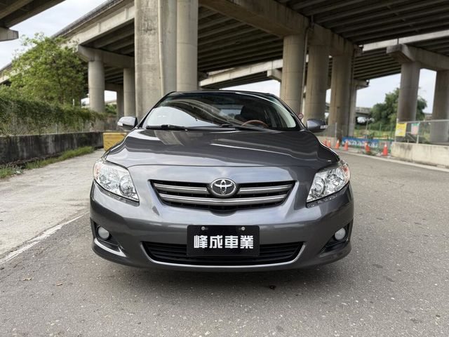 TOYOTA豐田 ALTIS  第2張相片