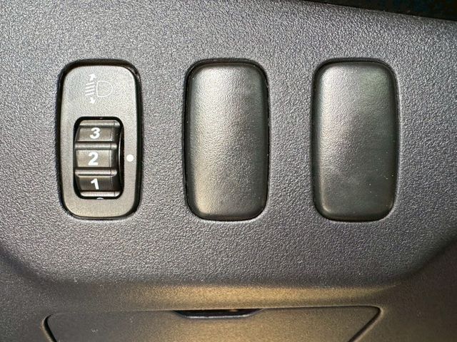 MITSUBISHI三菱 LANCER IO  第16張相片