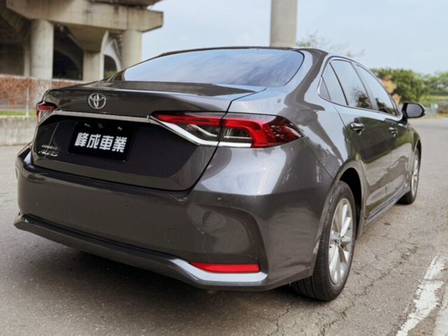 TOYOTA豐田 ALTIS  第4張相片