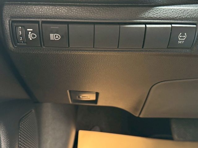 TOYOTA豐田 ALTIS  第15張相片