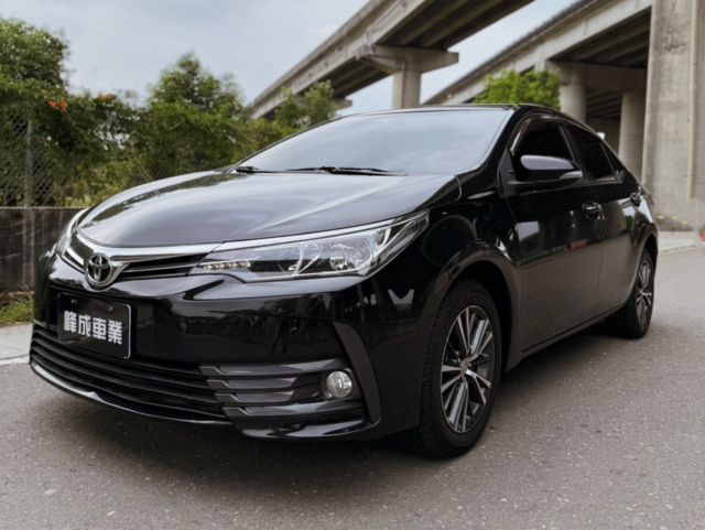 TOYOTA豐田 ALTIS  第1張相片