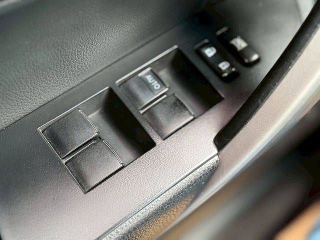 TOYOTA豐田 ALTIS  第15張相片