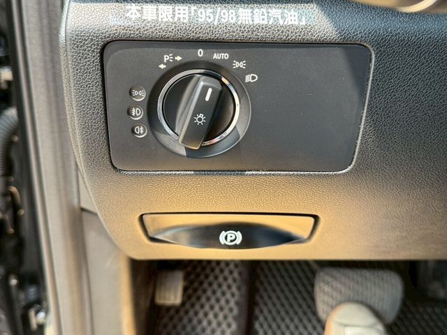 M-BENZ賓士 R350  第15張相片