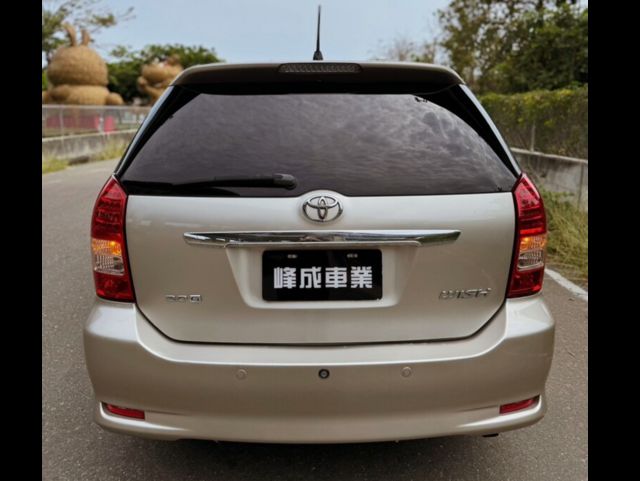 TOYOTA豐田 WISH  第4張相片