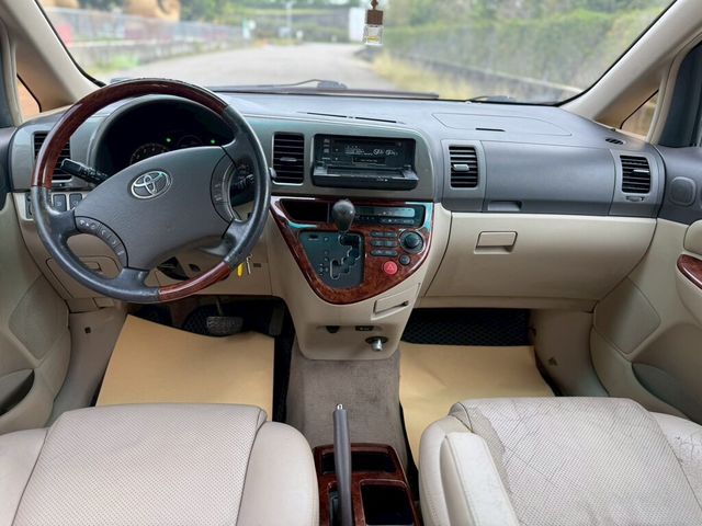 TOYOTA豐田 WISH  第8張相片