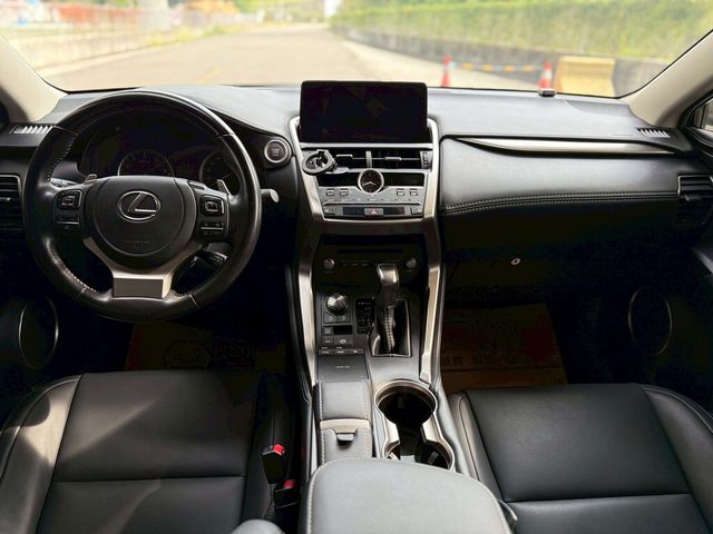 LEXUS凌志 NX200  第9張相片