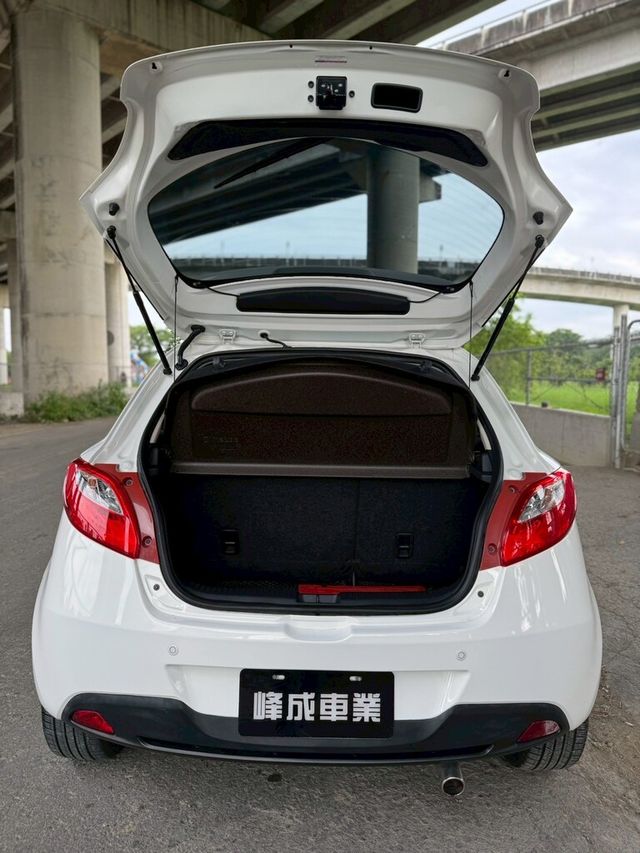 MAZDA馬自達 MAZDA 2  第7張相片