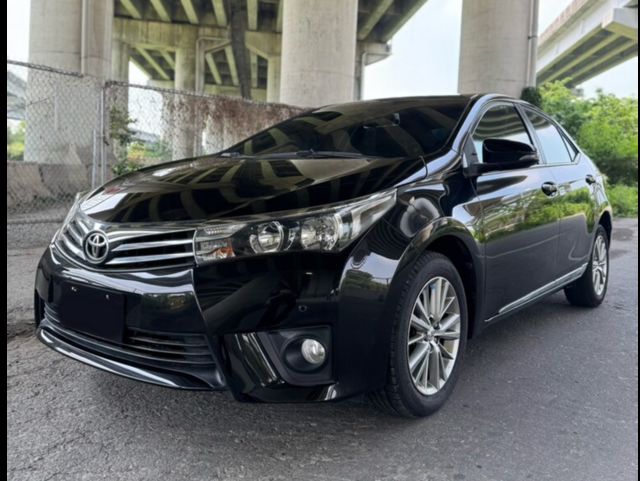 TOYOTA豐田 ALTIS  第1張相片