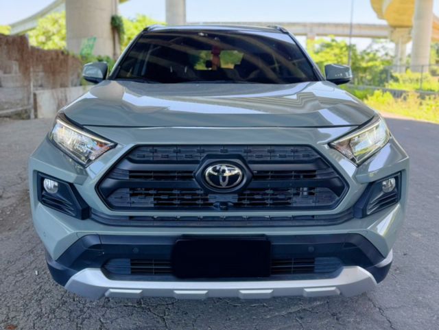 TOYOTA豐田 RAV4  第2張相片