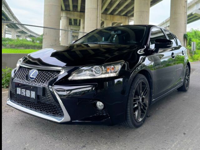 LEXUS凌志 CT200H  第1張相片