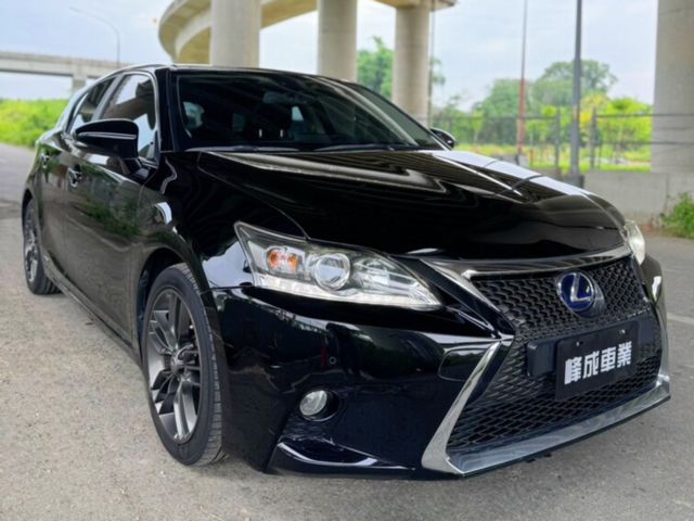 LEXUS凌志 CT200H  第3張相片