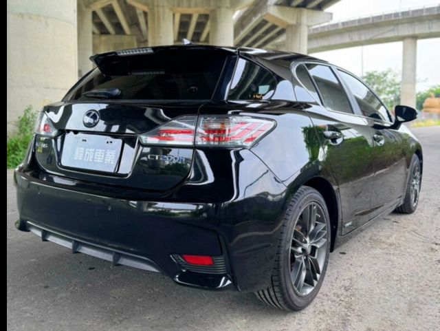 LEXUS凌志 CT200H  第4張相片