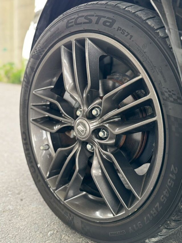 LEXUS凌志 CT200H  第18張相片