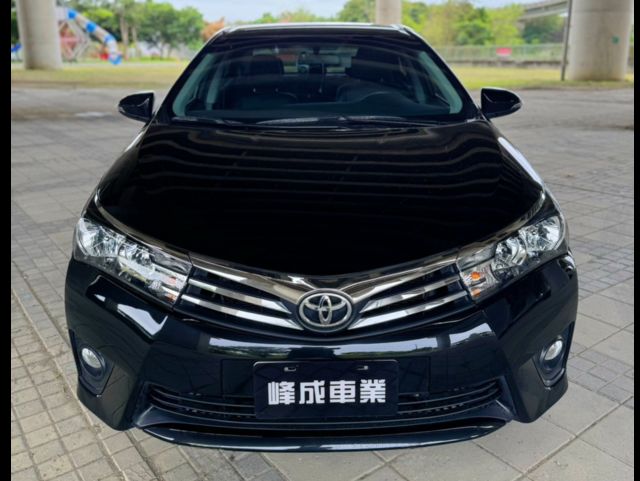 TOYOTA豐田 ALTIS  第2張相片