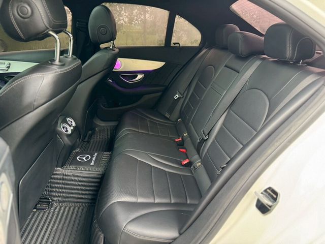 M-BENZ賓士 C300  第14張相片
