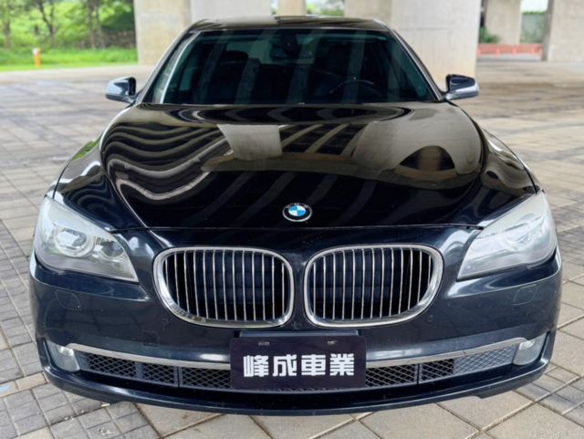 BMW寶馬 740I  第2張相片