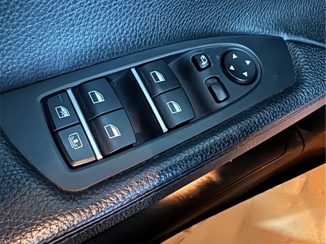 BMW寶馬 740I  第19張相片