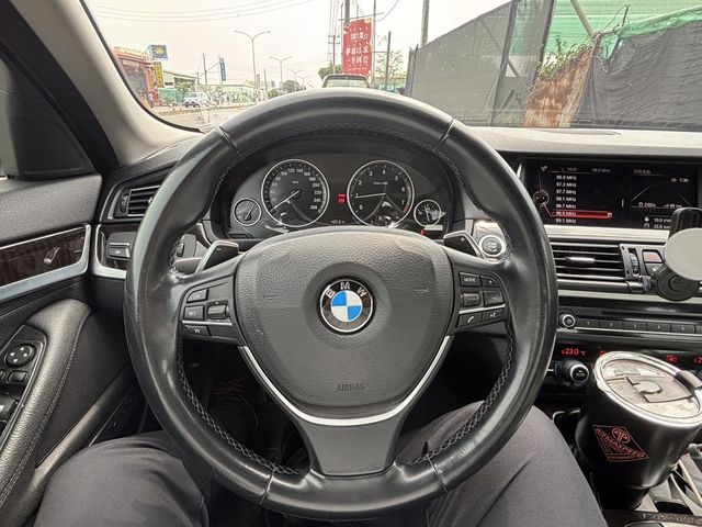 BMW寶馬 520I  第5張相片