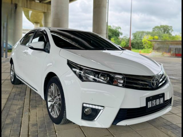 TOYOTA豐田 ALTIS  第3張相片