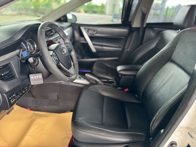 TOYOTA豐田 ALTIS  第13張相片