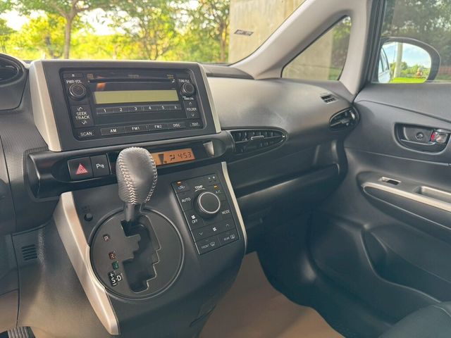 TOYOTA豐田 WISH  第10張相片