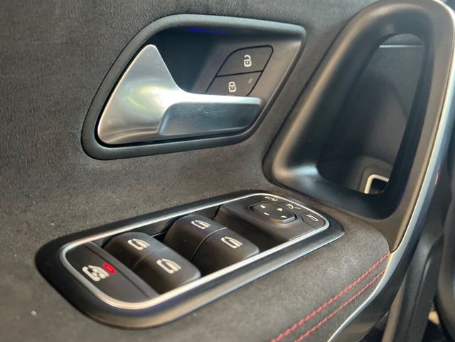 M-BENZ賓士 CLA250  第17張相片