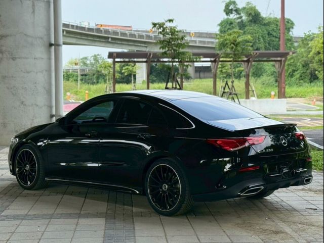 M-BENZ賓士 CLA250  第4張相片