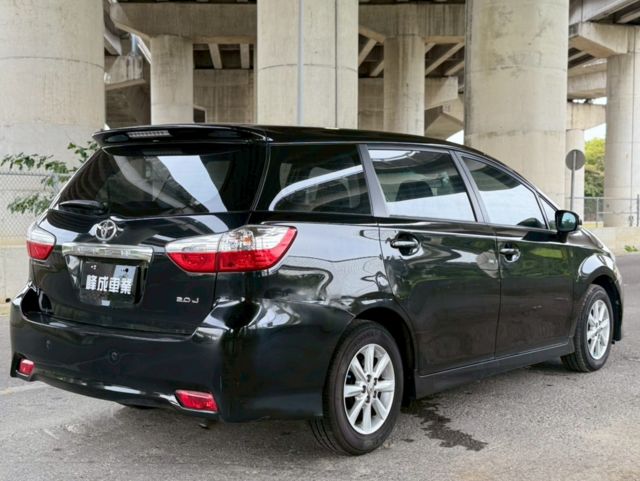 TOYOTA豐田 WISH  第6張相片