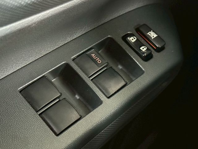 TOYOTA豐田 WISH  第11張相片