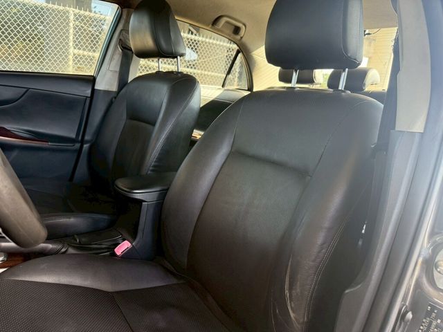 TOYOTA豐田 ALTIS  第14張相片