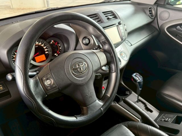 TOYOTA豐田 RAV4  第7張相片