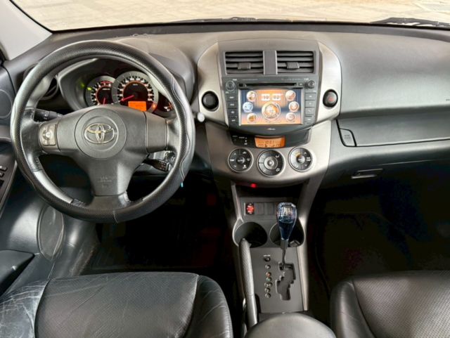 TOYOTA豐田 RAV4  第14張相片