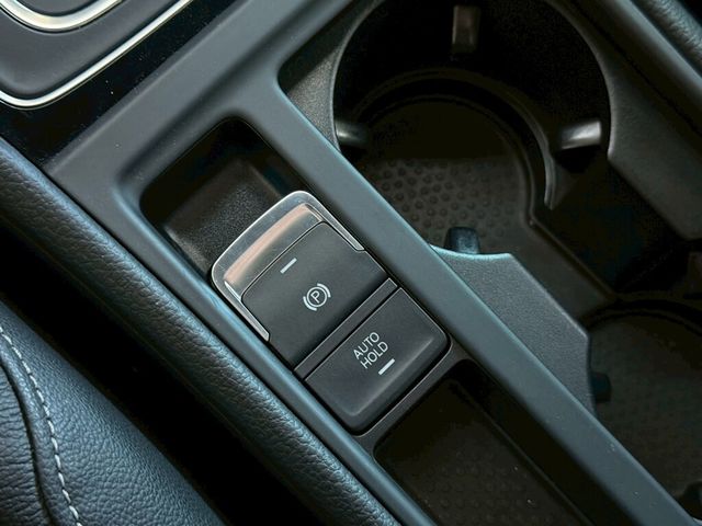 VOLKSWAGEN福斯 GOLF  第12張相片