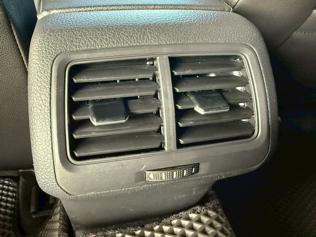 VOLKSWAGEN福斯 GOLF  第15張相片